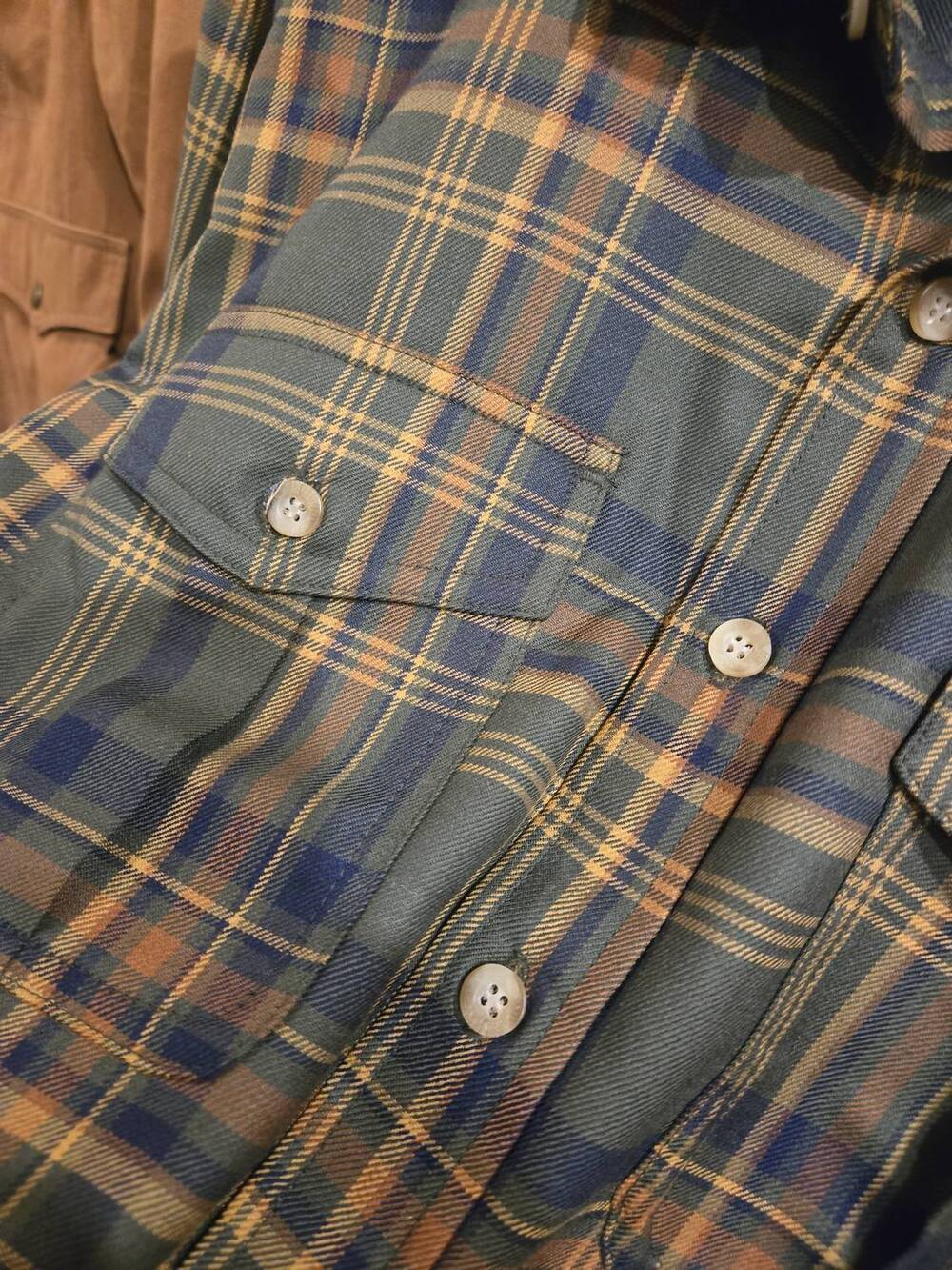 NEW PENDLETON classic plaid ls shirt in green/multi - Picture 3 of 3